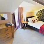 Guest house Seasons Rest 3*