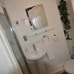 Seasons Rest 3* Windermere