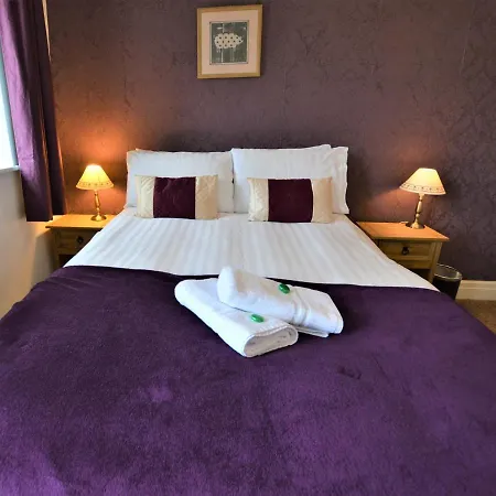 Seasons Rest 3* Windermere