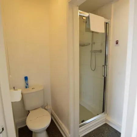 Guest house Seasons Rest 3*
