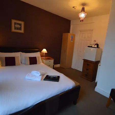 Seasons Rest 3* Windermere