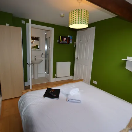 Casa de hóspedes Seasons Rest 3*